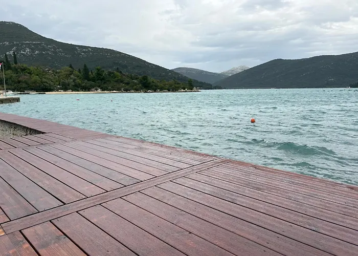 Luka Niko Appartement *