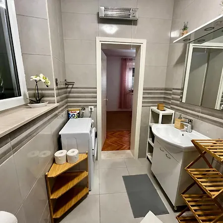 Apartment Luka Niko *